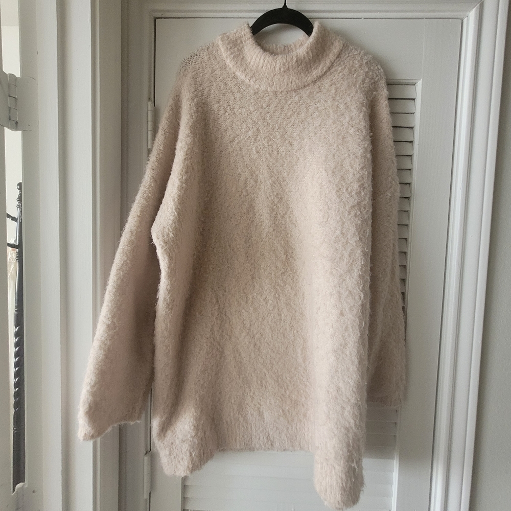 Universal Thread - Cream oversized sweater - XL